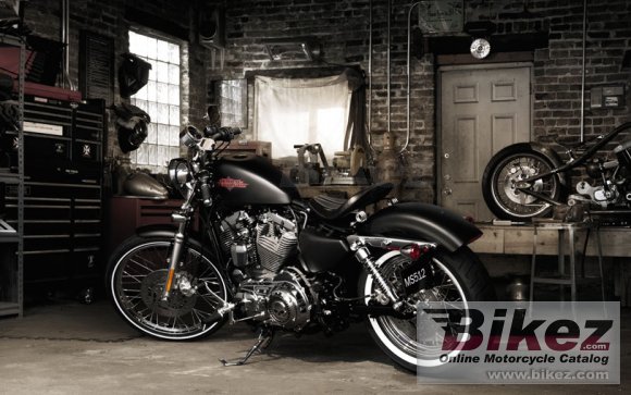 2013 Harley-Davidson Sportster Seventy-Two Dark Custom photo